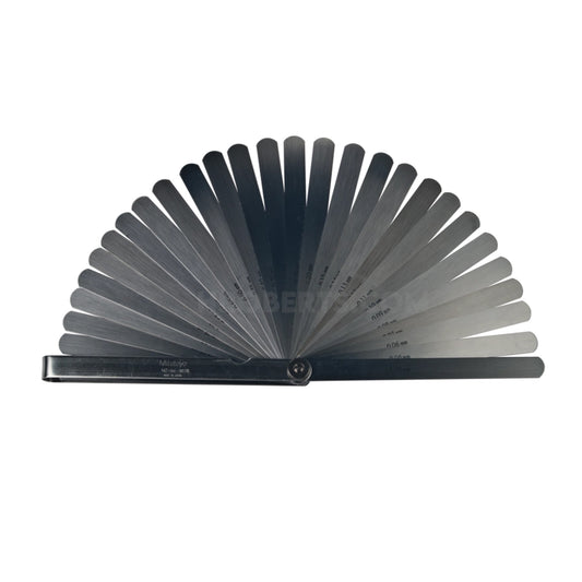 Mitutoyo 184-303S Feeler Gauge Set, Range 0.05-1mm with 28 Leaves, Length 150mm